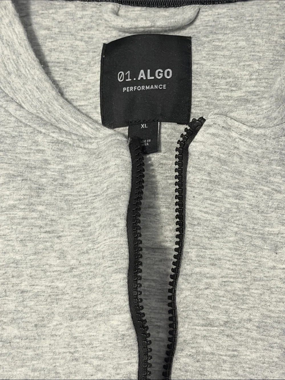 01.Algo versatile gray